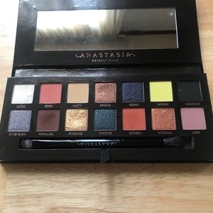 ABH Prism palette 🎨